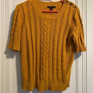 Banana Republic Medium short sleeve cable knit sweater